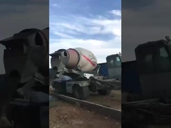 Luzun Concrete Mixer Truck