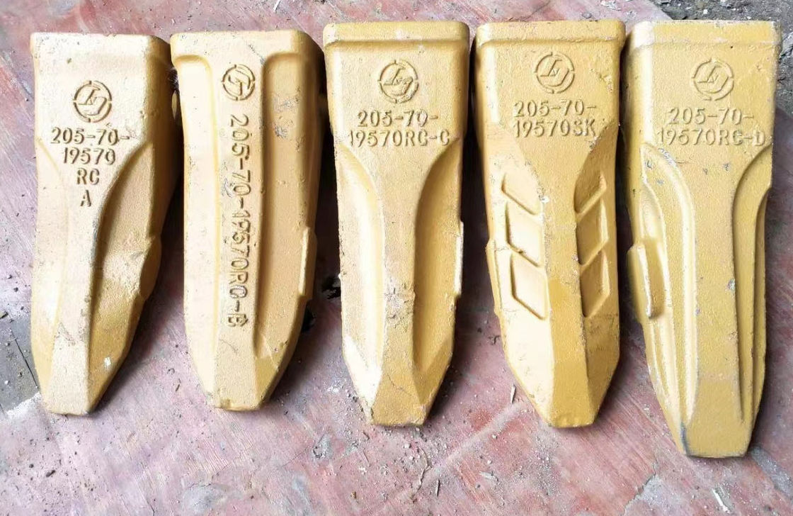 PC200 Excavator Rock Teeth Forged Casting 205-70-19570 For Construction Works