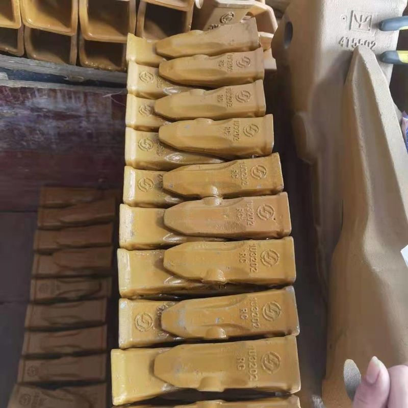 excavator bucket tooth adaptor and blade plate  best price and hard   bucket tooth