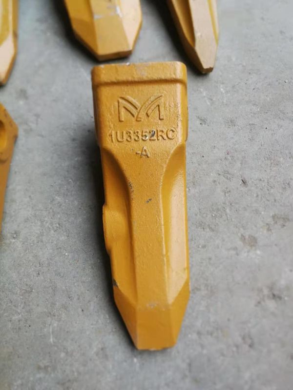 Forged Excavator Bucket Parts Teeth and Adaptor For EX100-2 Max Jaw Opening 500