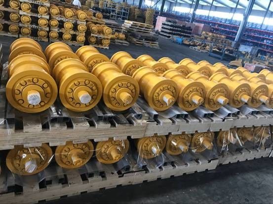 Mini Excavator Undercarriage Spare Parts D50 Pc20 Pc200 Pc400 Heavy Duty Tracks Rollers Bottom Top Roller Assy