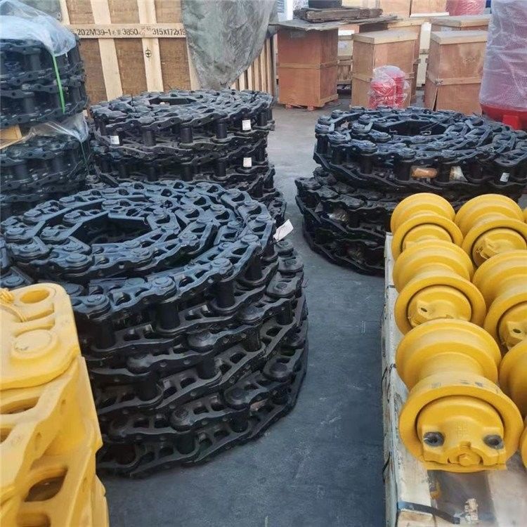 Excavator parts zx270 spare parts CAT345 CAT350 CAT450 track chain assembly undercarriage parts track link