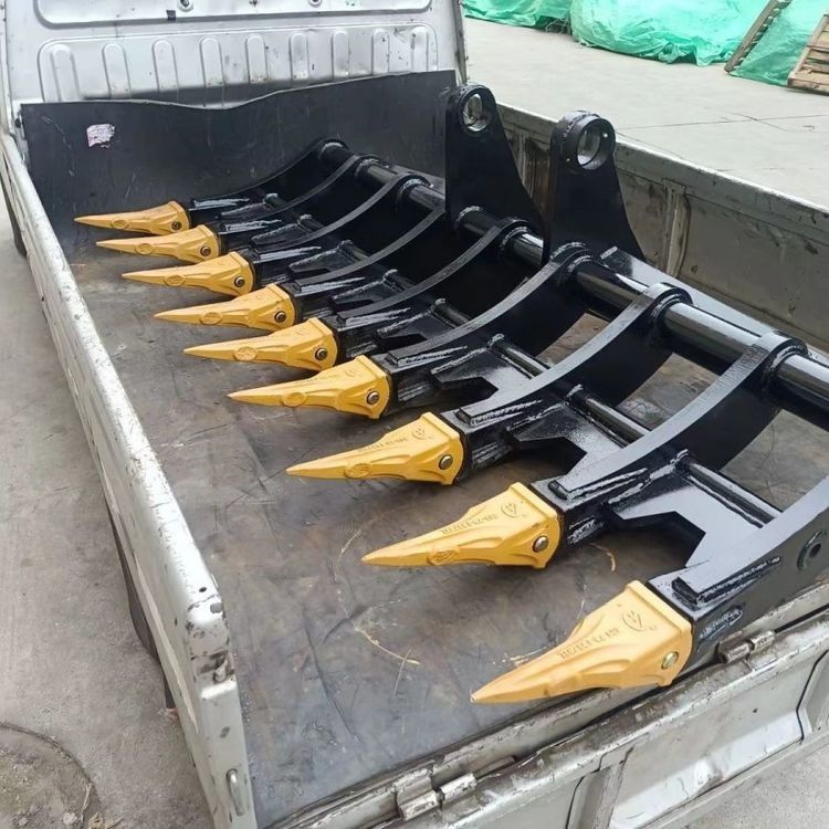 Customized  Excavator Land Clearing Rakes 1 - 50 Ton Excavator Q355B Stick Rake