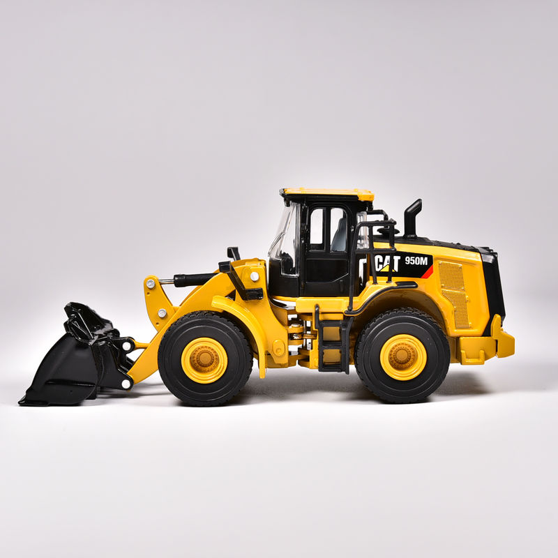 1/64 Scale CAT 950M Wheel Loader Diecast Alloy Model Caterpillar Construction Toy Gift