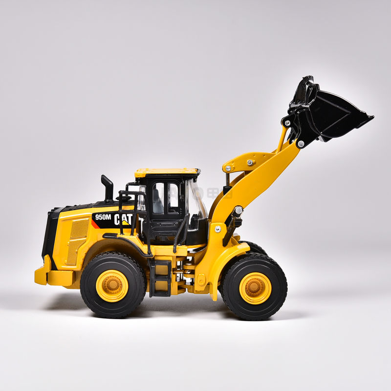 1/64 Scale CAT 950M Wheel Loader Diecast Alloy Model Caterpillar Construction Toy Gift