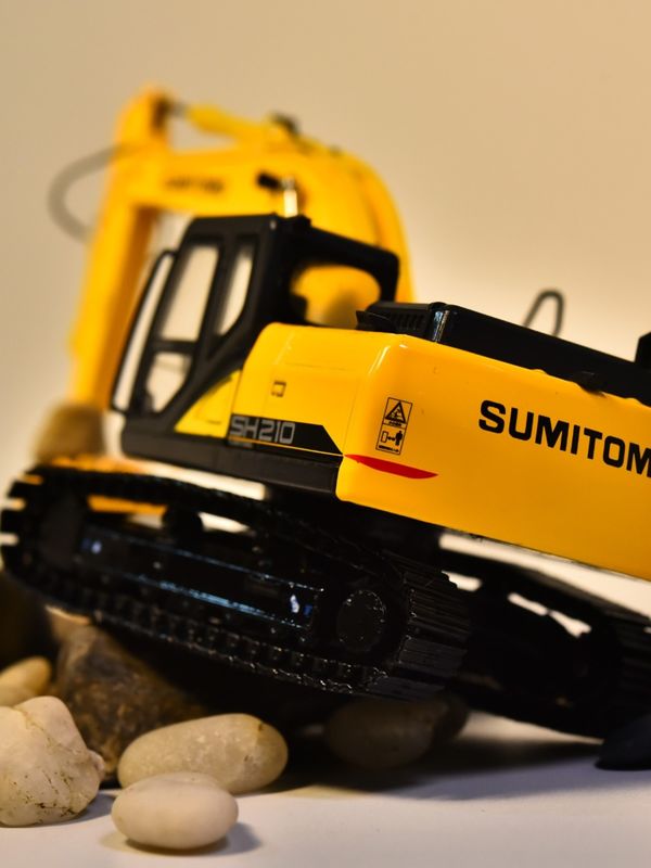 1 50 Scale Alloy Diecast Model SH210-6 Excavator Collectible Miniature Toy for Display