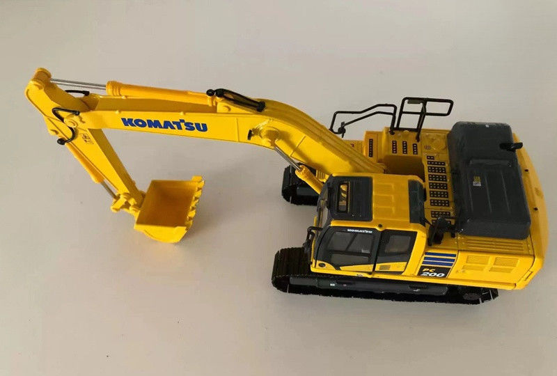 KOMATSU PC200-11MO 143 Scale Die-Cast Alloy Excavator Model Limited Collector Replica