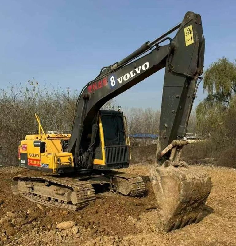 Used Volvo EC140 Excavator in Excellent Condition Ready for Quick Worldwide Shipping