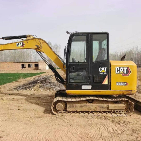 Used CAT 305.5E2 Mini Excavator 27.2kN Arm Digging Force Compact Robust Hydraulic Unit