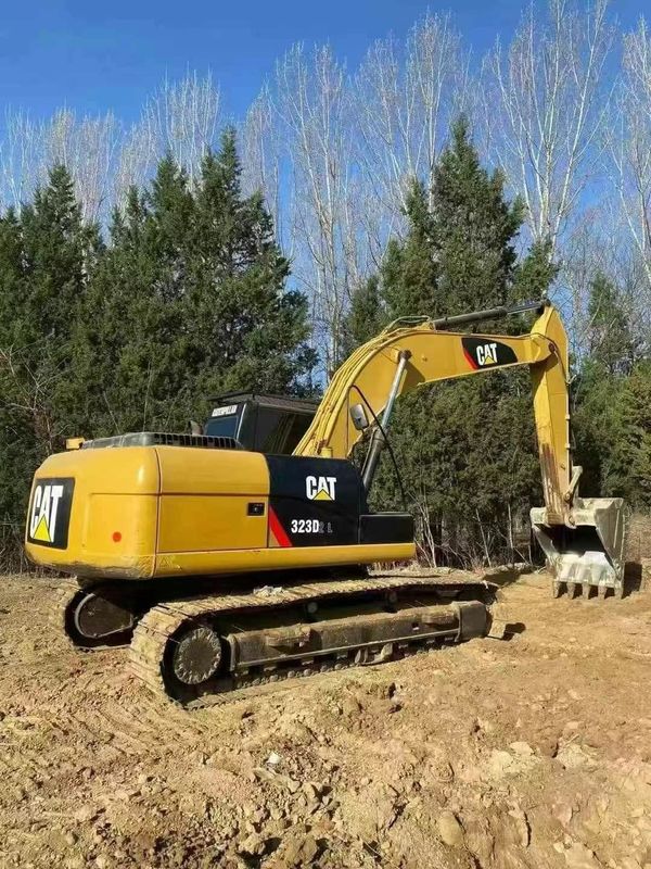 Used Caterpillar 323D Excavator Excellent Condition Ready for Heavy Construction Work