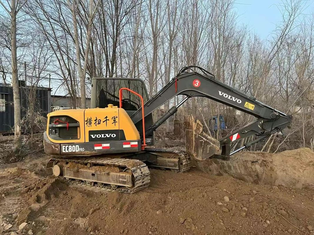 Used Volvo EC80 Performance Black Excavator For Heavy Duty Construction Project