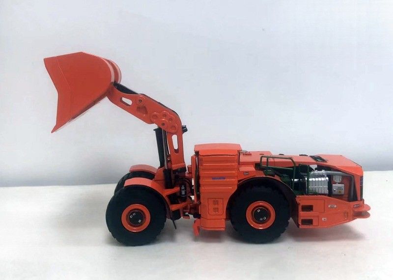 Komatsu WX220H 1:50 Hybrid Underground Loader Alloy Die-Cast Mining Vehicle Limited Collectible
