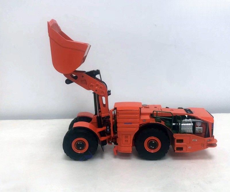 Komatsu WX220H 1:50 Hybrid Underground Loader Alloy Die-Cast Mining Vehicle Limited Collectible