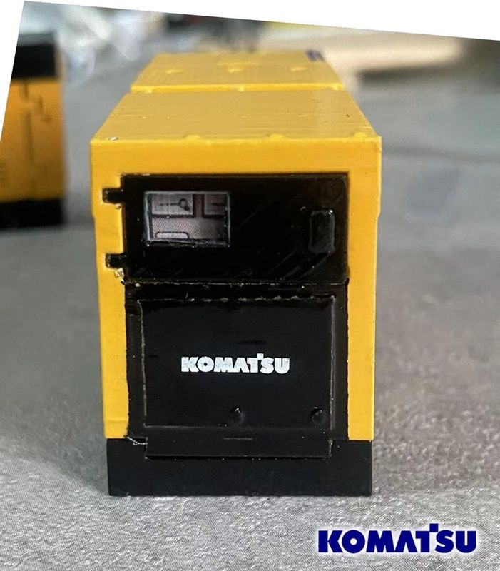 Komatsu EGS380BS 1/50 Alloy Generator Engine Model Die-Cast Construction Machinery Collectible