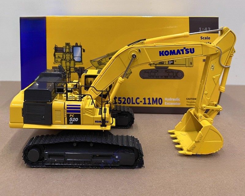 1/43 Scale Komatsu PC520LC-11M0 Alloy Die-Cast Excavator Model - Licensed Collectible