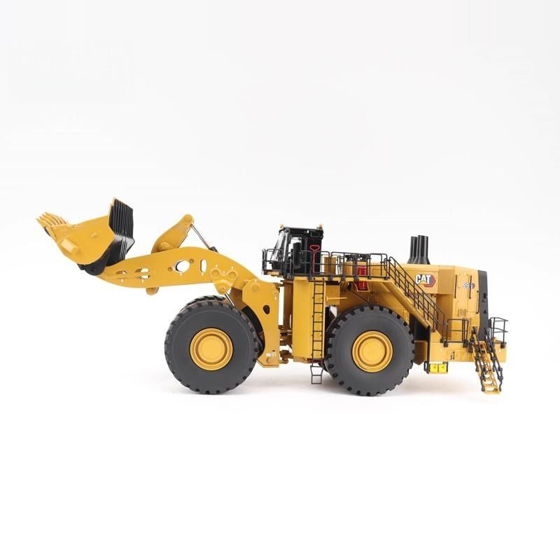 Diecast Masters 995 Wheel Loader Scale Model Construction Vehicle 1/50 Engineering Toy 85716