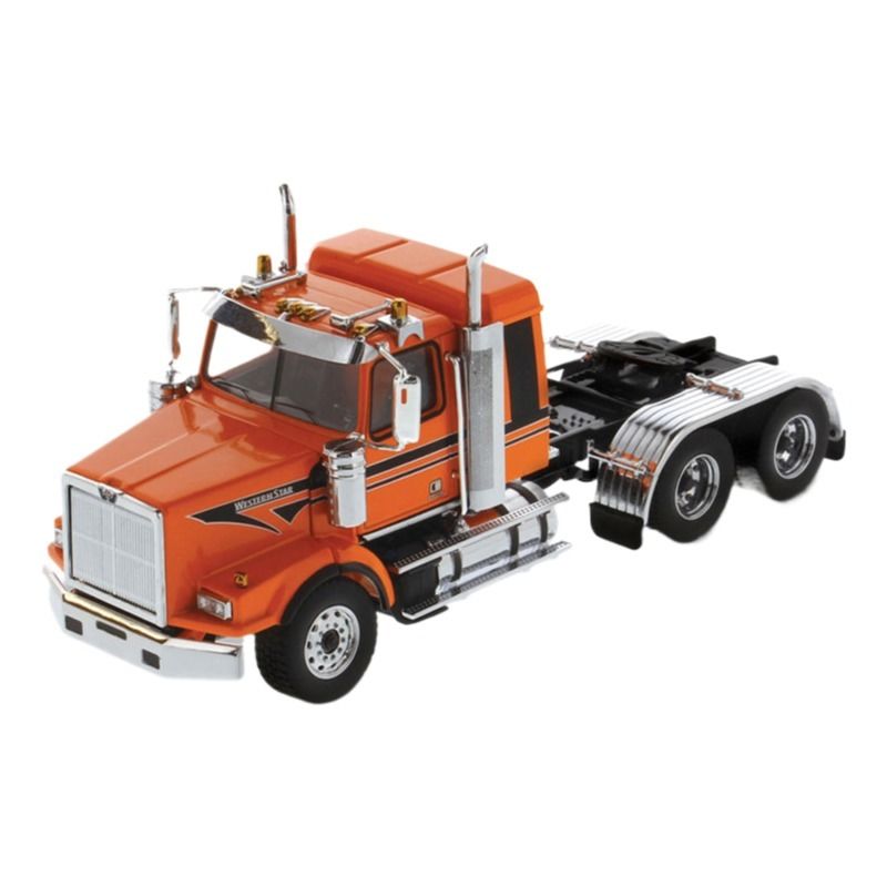 DM Western Star 4900 SB International 2-Axle American Flatbed Truck 1/50 Model 71063