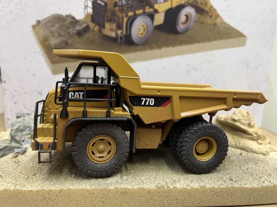 DM 1/50 Scale Heavy Duty Off-Highway Dump Truck Muddy Special Edition Diecast Model 85756