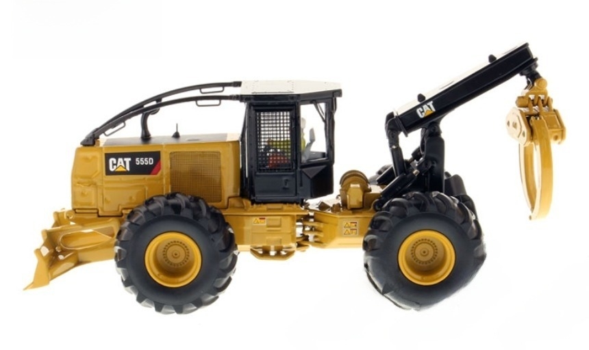 DM 555D Wheel Skidder 1:50 Scale Diecast Logging Machine Model 85932 Collectible Toy