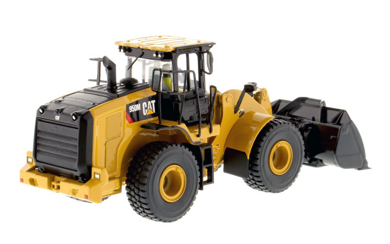 Diecast Masters DM CAT 950M Wheel Loader 1:50 Scale Diecast Engineering Model 85914