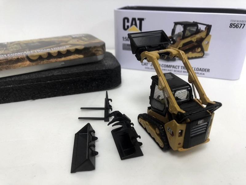 DM 259D3 Tracked Skid Steer Loader Alloy Model 1:50 Scale 85677 Standard Version