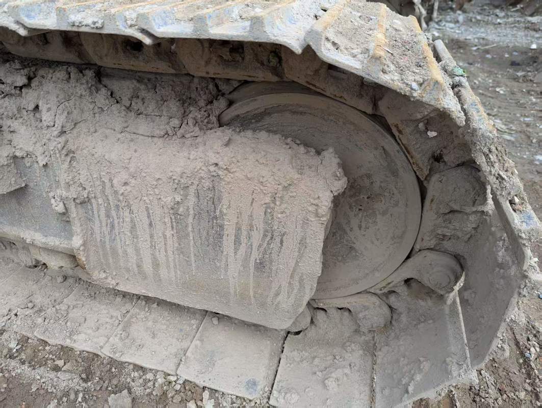 Pre-owned Cat 312D Hydraulic Digger with Cat C4.2 ACERT Engine 13,000 kg Operating Weight and 6.44 m Maximum Digging Depth