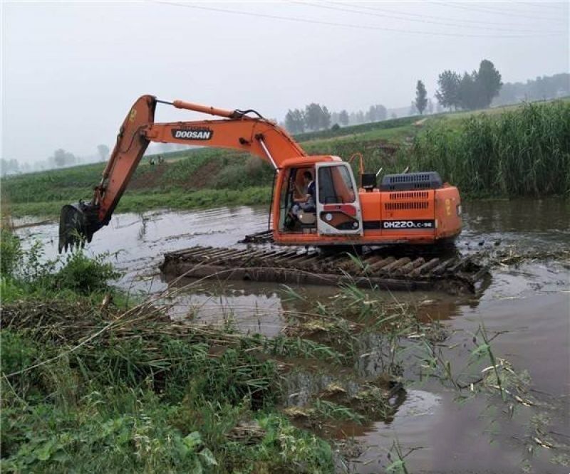 Customization Amphibious Excavator Pontoon Undercarriage Swamp Crawler Floating Platform for Excavators Supplier