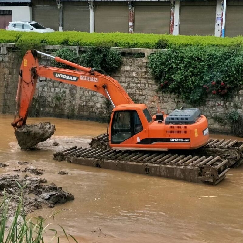 Customized Floating Pontoon Undercarriage for Amphibious Excavator Swamp Marsh Wetlands Conversion Supplier