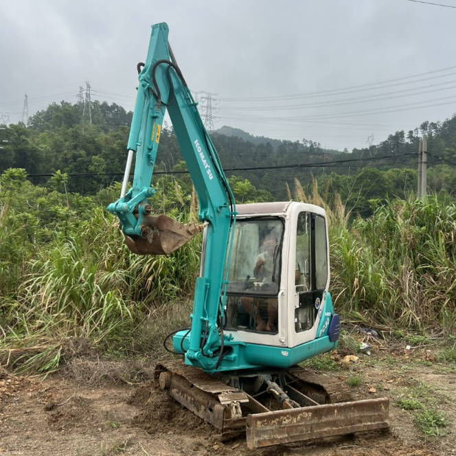 Compact Excavator  Komatsu  PC30-7 With Cabin Used 3 Ton Mini Excavator - Fine-Digging Komatsu Machinery, Low-Fuel Mini Equipment For Sale