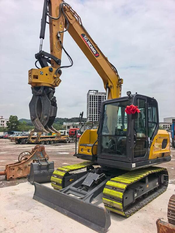 98% New XCMG XE75G Excavator With Rubber Pad Track Shoe With Hydraulic Shear